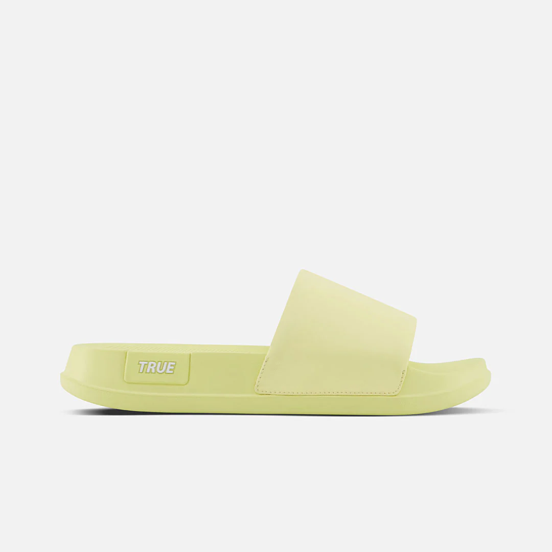 TRUE Vacay Slide - Image 4